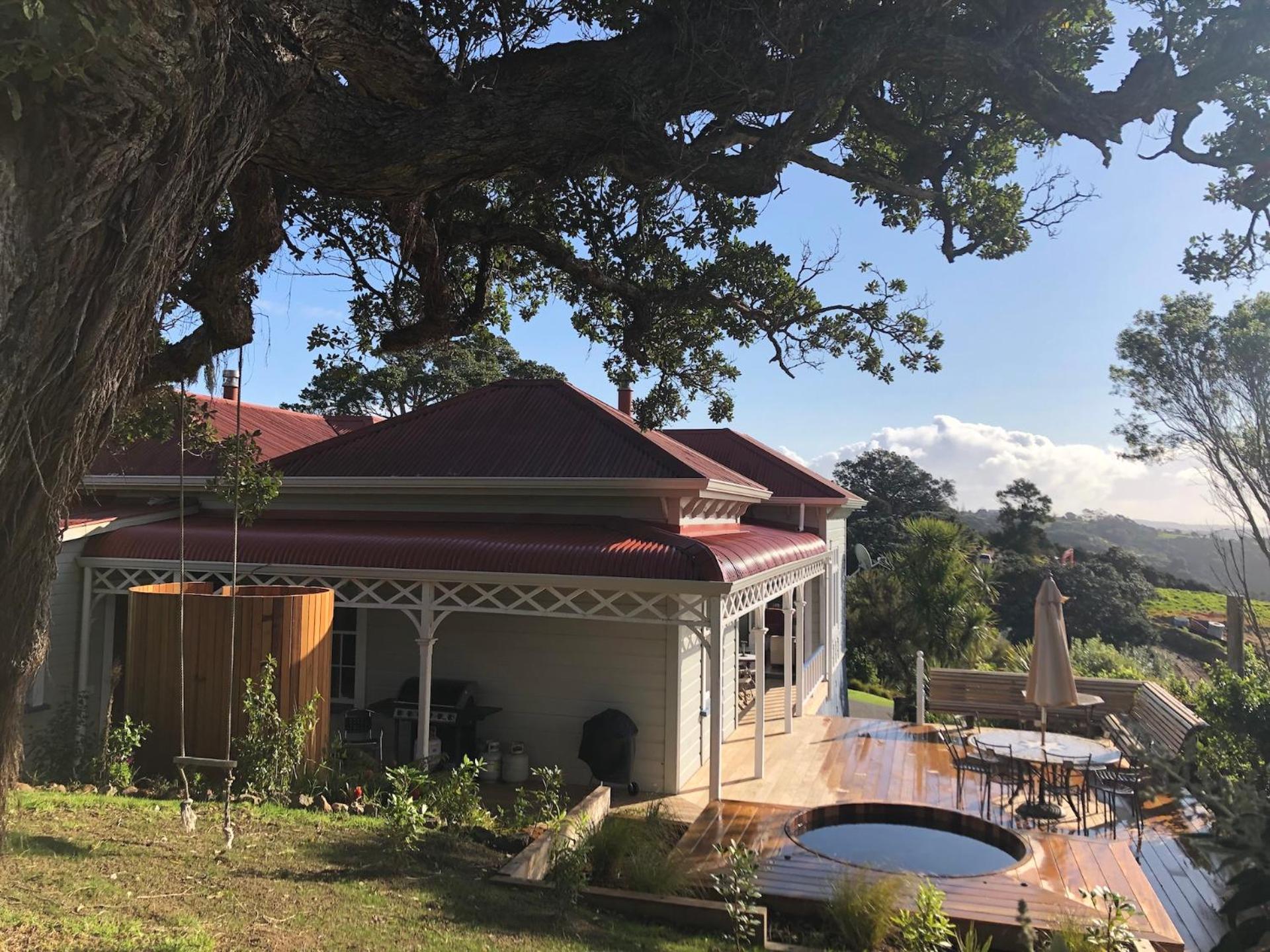 Crescent Villa - Stay Waiheke Ostend Exterior photo