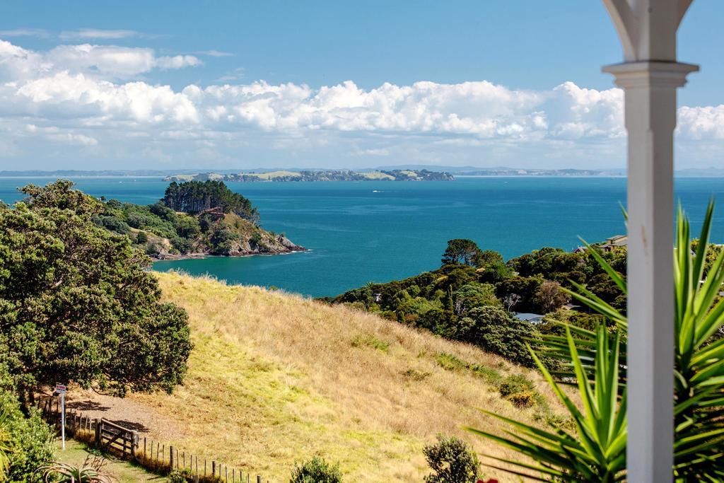Crescent Villa - Stay Waiheke Ostend Exterior photo